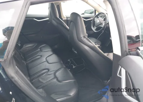 2013 Tesla Model S from USA, damaged, VIN 5YJSA1CN7DFP06683